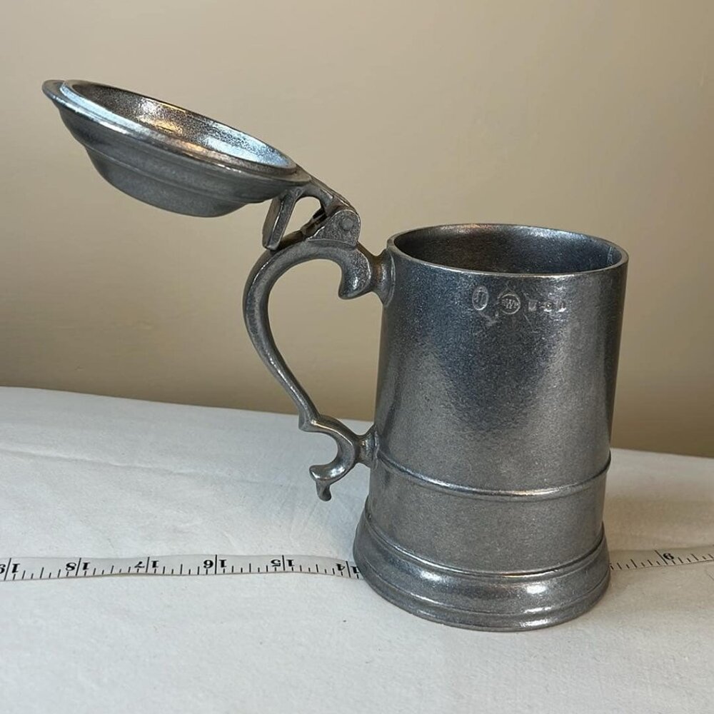 Vintage Wilton Armetale Domed Lidded Tankard Tavern Pub Renaissance Props Gift - Picture 5 of 10